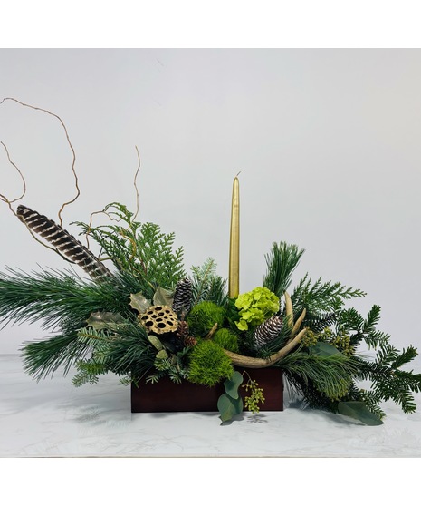 Woodsy Christmas Centerpiece